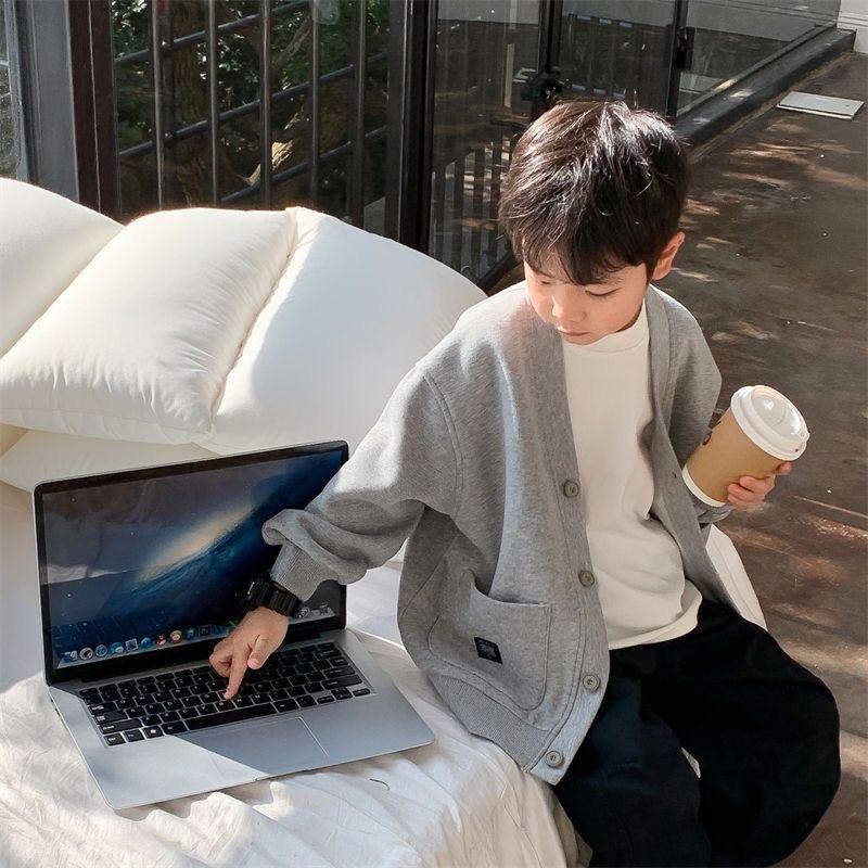 

Трендовые кардиганы в корейском стиле для мальчиков 2024 года: Стильные повседневные куртки на весну и осень 160 cm светло-серый