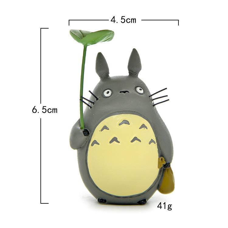 Handcraft Cartoon Totoro Toy With Leaf Pattern For Office Decor And Gift Giving