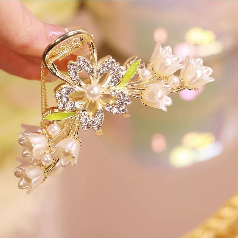 Alloy Womens Back-of-Head Grabber Large High-End Hair Claw Clip Summer 2026 Shark Clip Headpiece Japan and Korean Style