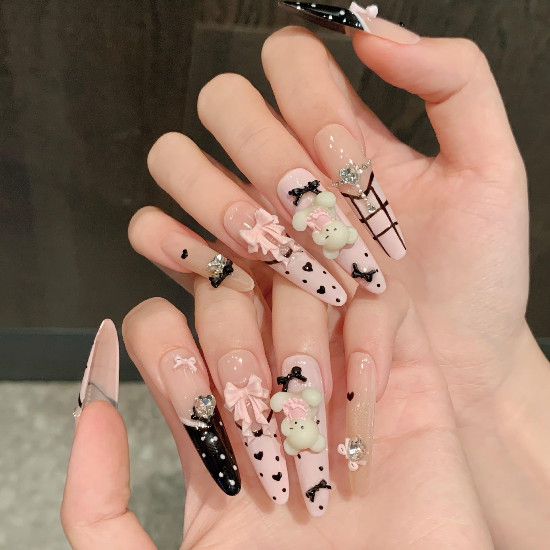 

Yihe Snow Powder Bear: Cute Cartoon Blush Nail Patches | Handmade & Wearable Whitening