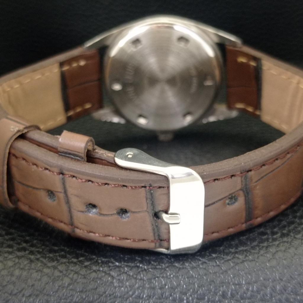 FAVRE LEUBA SEA KING VINTAGE HAND-WINDING SWISS MENS CREAM DIAL WATCH A703819-1 R213f-a703819