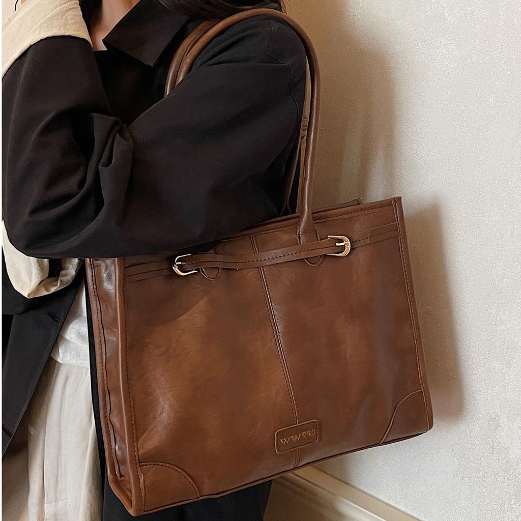 High-end Casual Travel Bags Vintage Large Capacity PU Women's Handbags Simple Letter Shopping Square Single Shoulder Bag