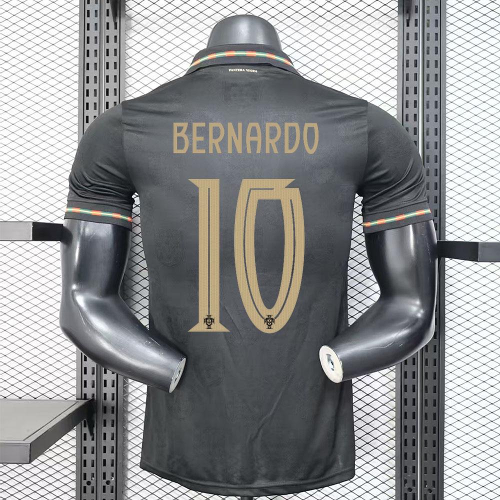 

Portugal 2026 World Cup Black Panther Jersey: Eusébio Commemorative Edition. XL