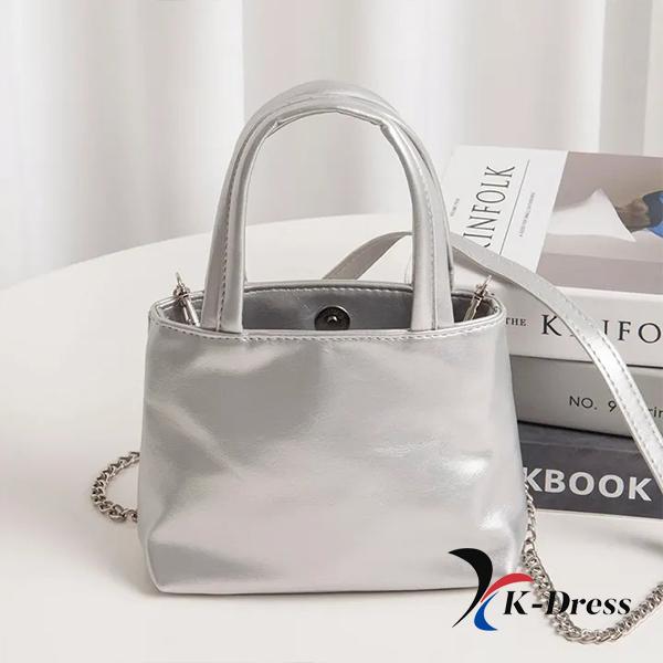 

Міні-сумка через плече на ланцюжку (3 кольори) 20x14x6.5cm срібний