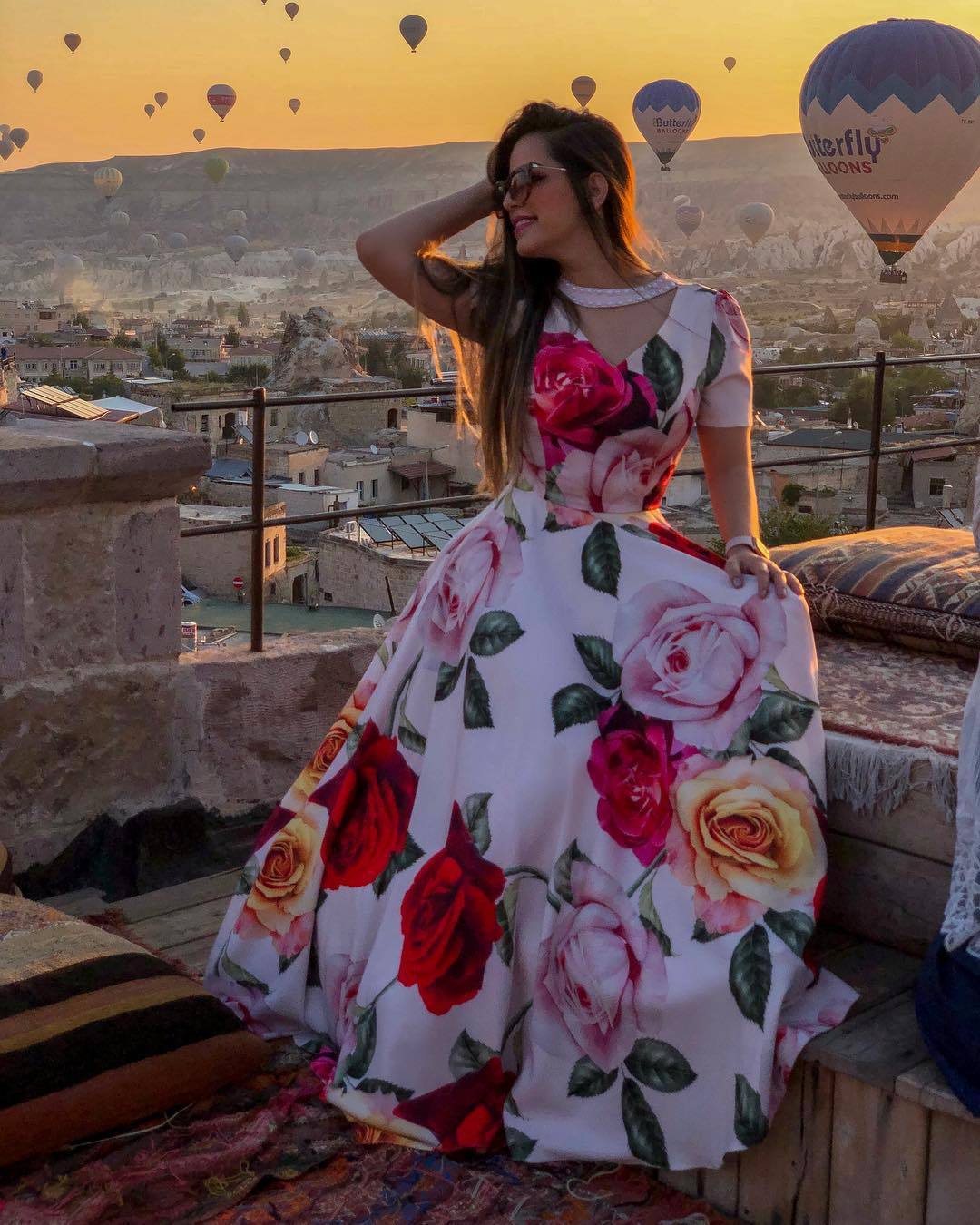 

2025 spring new rose print pendulum bead splicing short-sleeved dress dress XXL