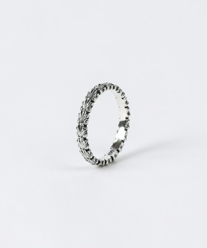 Address669 Acanthus Wreath Ring