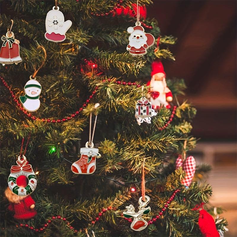 30pcs Random Golden Enamel Christmas Pendants For Bracelet Earrings DIY Christmas Clothing Sewing Bag Decorative Accessories