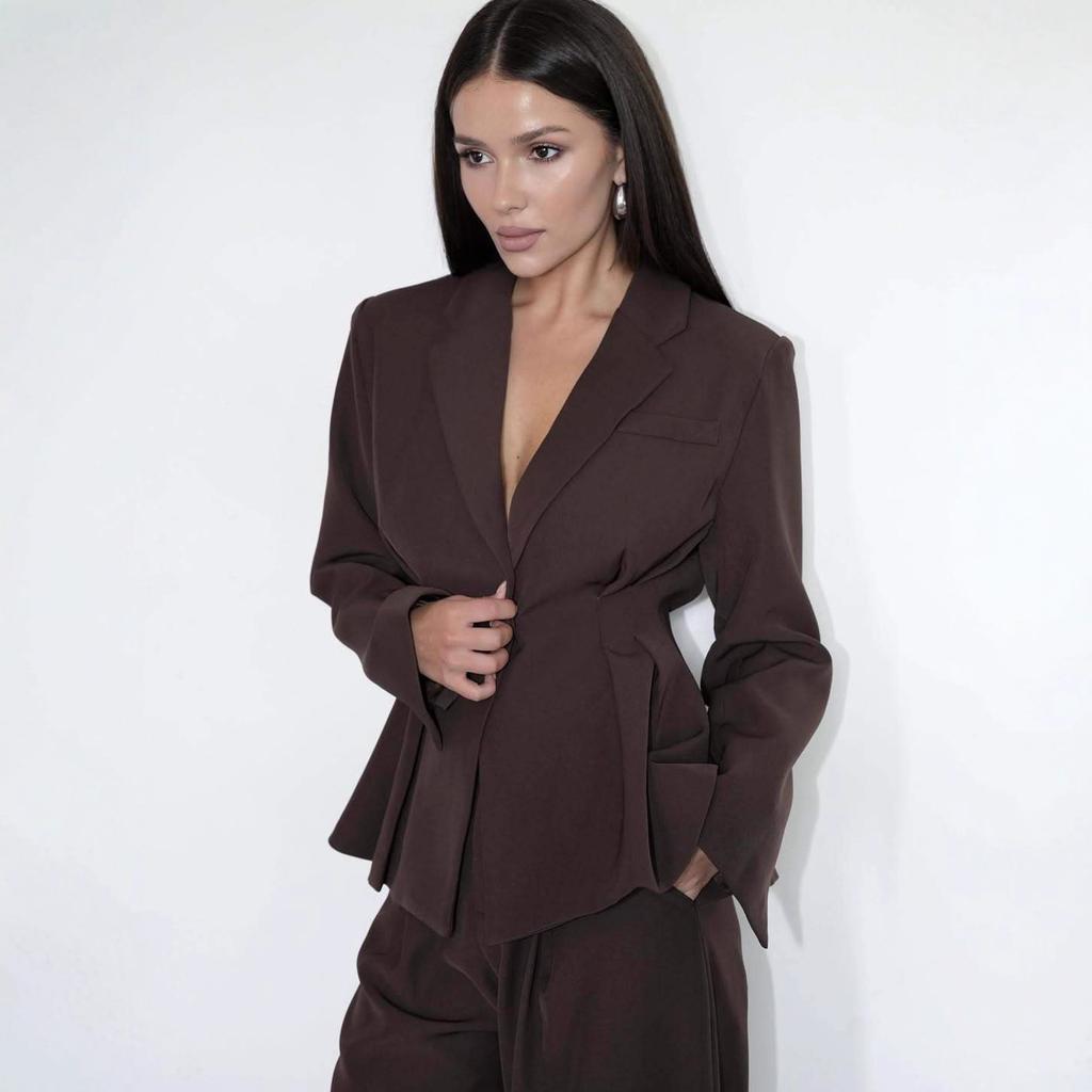 European and American women's wear 2025 autumn new arrival: elegant waist-cinching long-sleeve suit high-waisted straight-leg pants deep V two-piece 