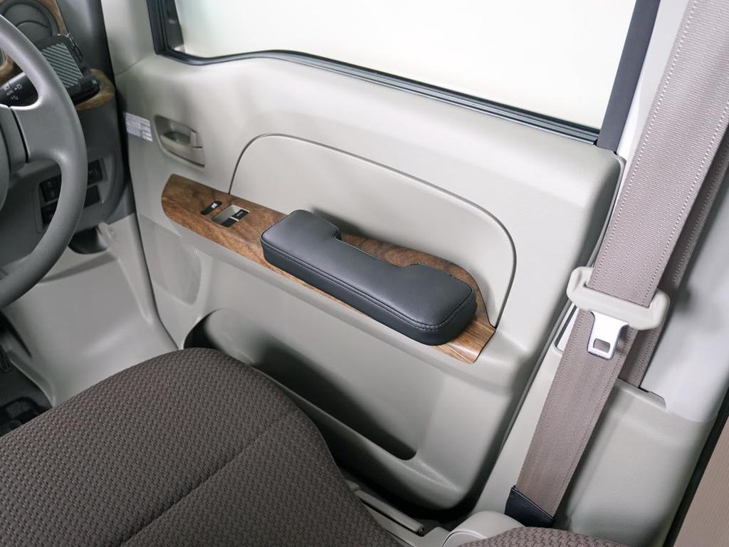 Wagon Leather Side Door Left and Right Set TRISTAR'S [Every Van/Every DA17V/DA17W] Armrests, Armrests, (Black)