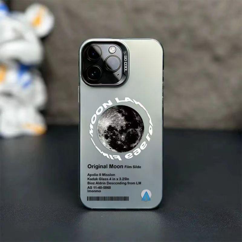 

Silver Shell Black & White Planet Case for Apple 17/16/15 Pro & 14 Pro Max/13/12/11/X iPhone 15 Pro