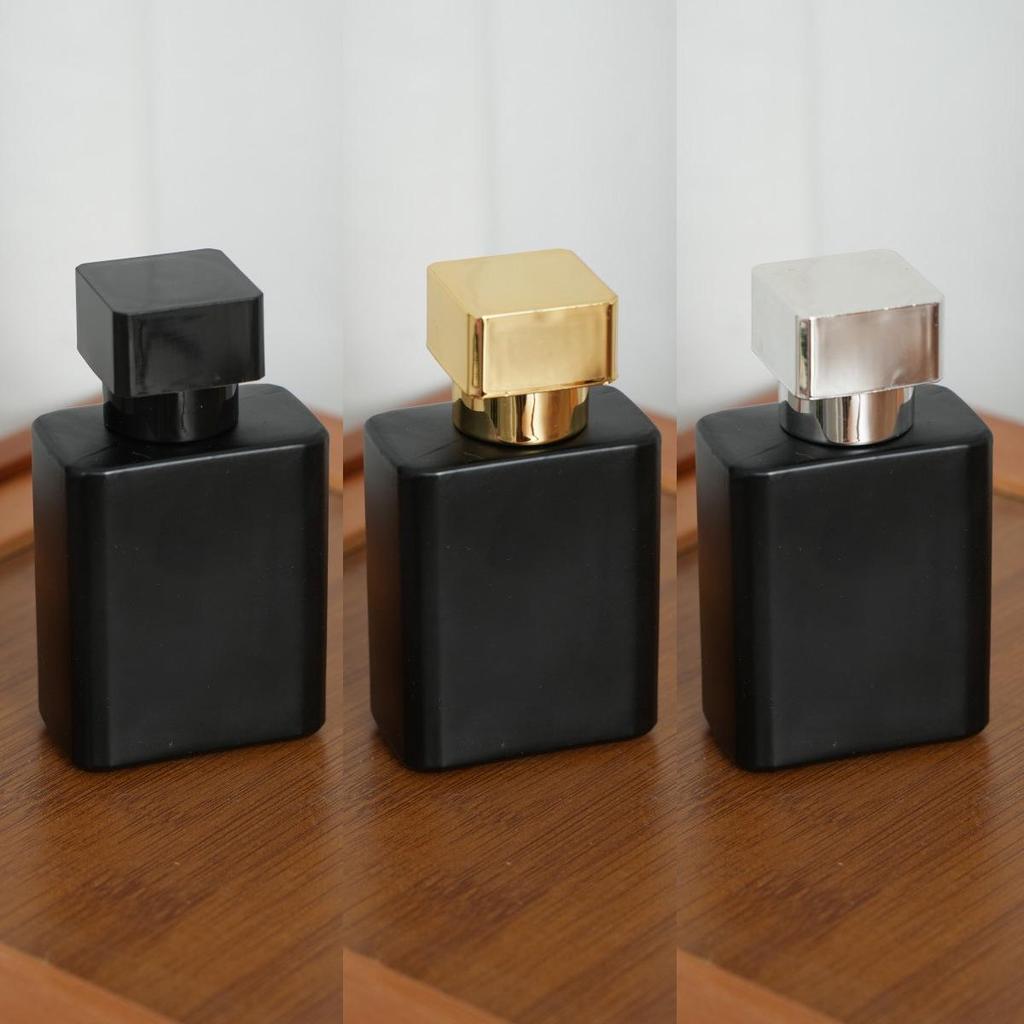 30ml/50ml Square Glass Perfume Bottle with Screw Cap and UV Spray