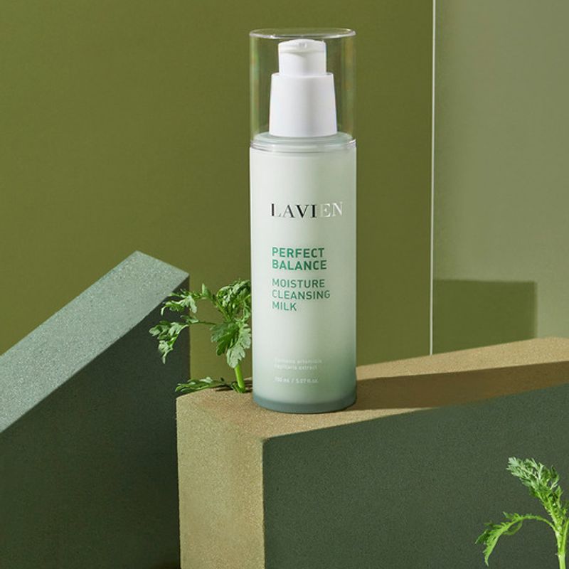 

Perfect Balance Увлажняющее очищающее молочко 150 мл