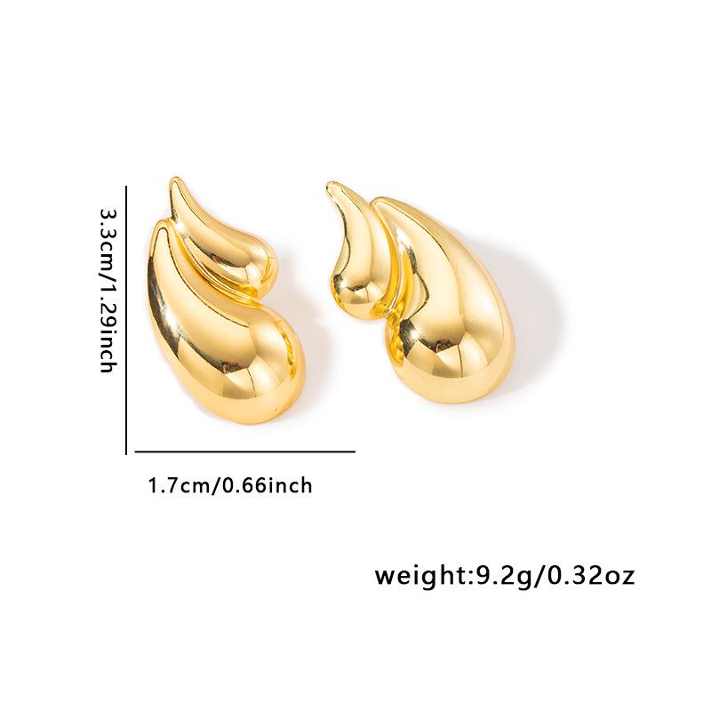 Gold C-Shaped Round Hoop Earrings with Bright Surface, French Light Luxury, High-End Stainless Steel