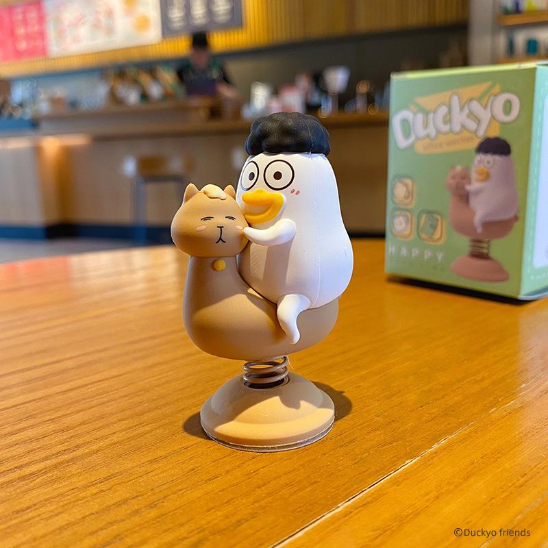 Handmade Office Desk Ornaments, Little Liu Duck Rattle, Car-mounted Ornaments, Electric Vehicle Consultation Vehicle Decoration
