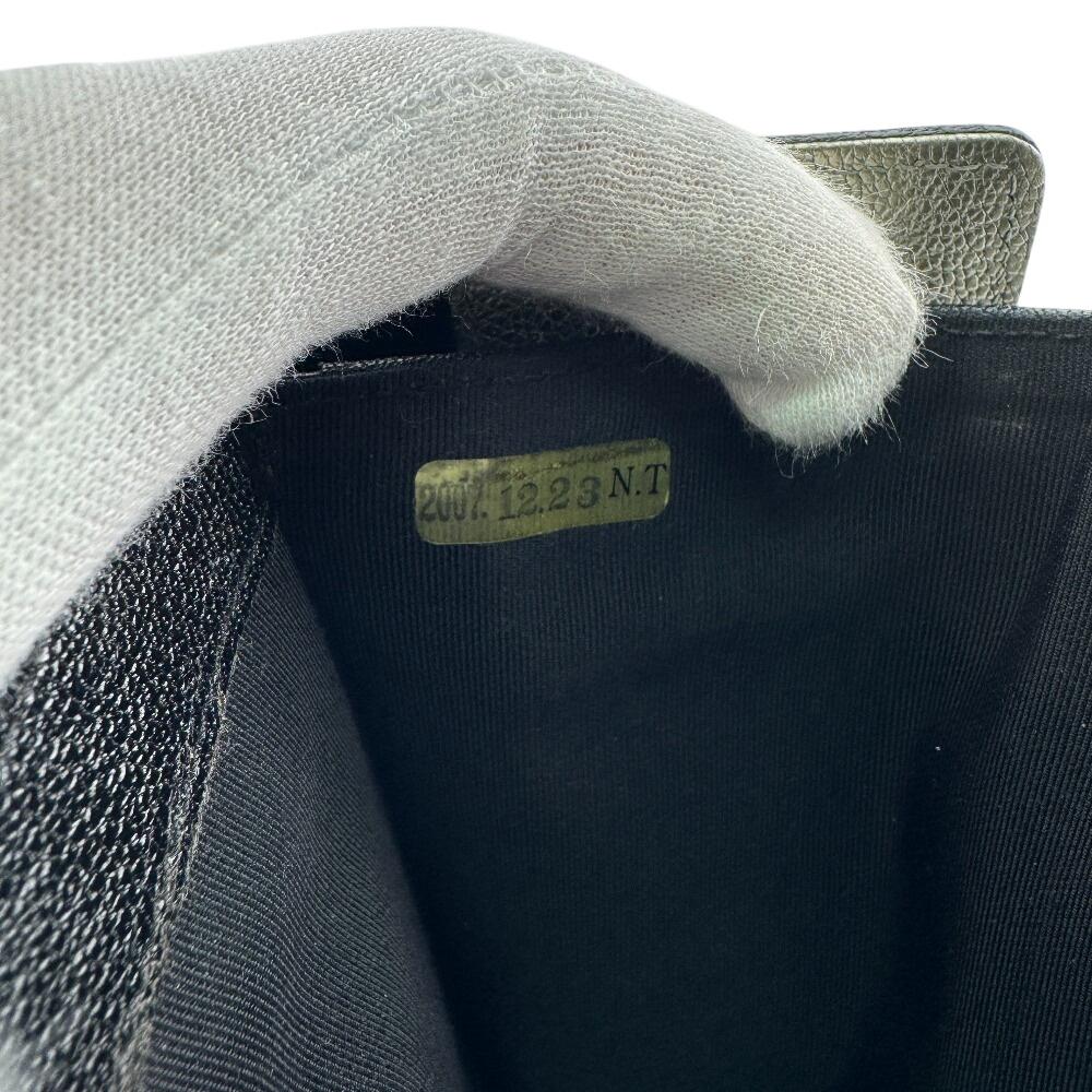 CHANEL quilting Bicolole leather Purse Silver leather Used