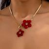 Collana con Fiori in Stile Europeo Light Luxury - Stile Coreano, Accessorio Versatile da Donna