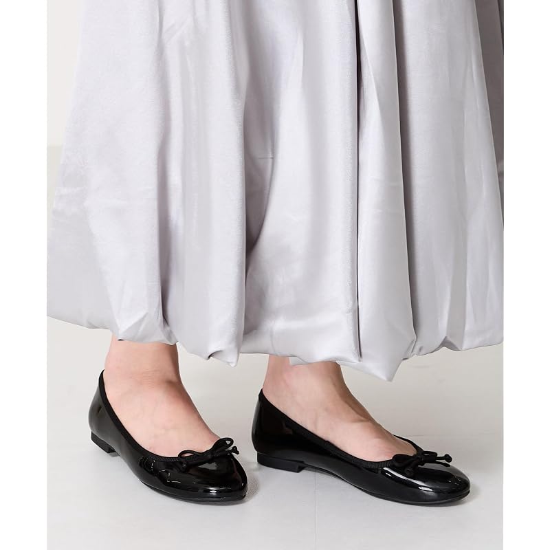 Ballet flats, comfortable pumps for jumping, cushioned, flat, round toe, ribbon detail, stylish, black, easy to walk in (R-4006)