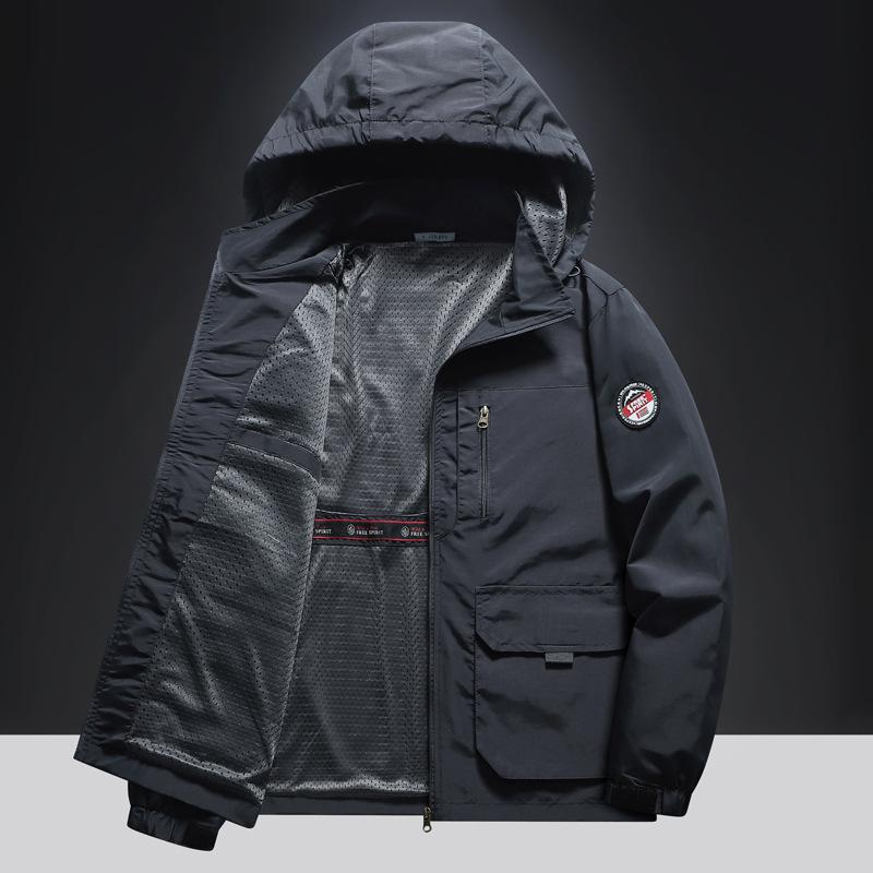 Spring and Autumn Hooded Jacket Men's Multi Pocket Outdoor Casual Jacket Windproof and Breathable Mountain Climbing Sports Casual Top