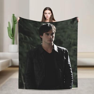 Damon Salvatore Decke Flugzeugreise Flanell Bettwäsche Überwürfe Für Draußen Weiche Qualität Tagesdecke Geschenk