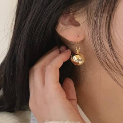 [Náušnice k dispozícii] Strieborná guľa Kráľa Zlatá guľa 15 mm Háčikové visacie náušnice