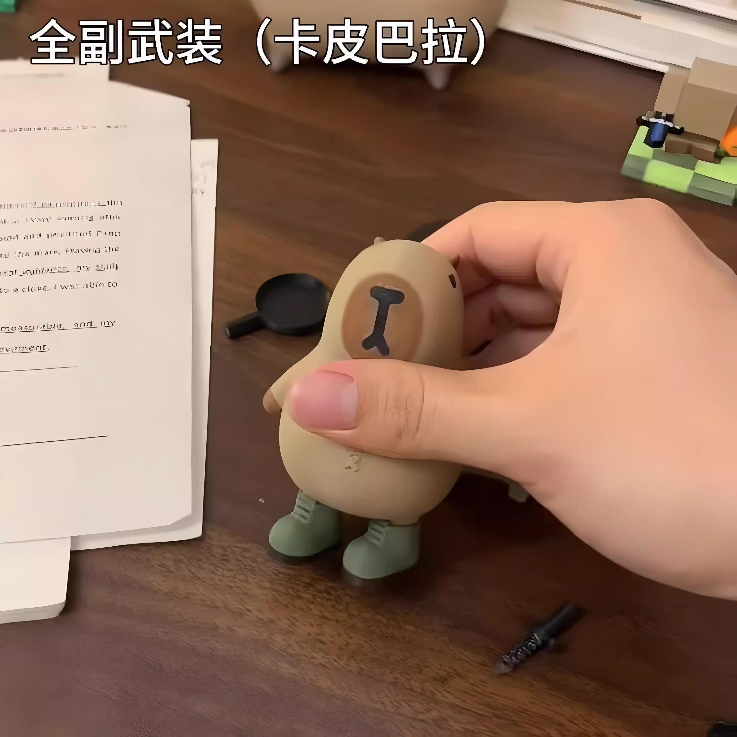 

The New Capibara Rx-78-2 Desktop Doll Is Equipped With Magnetic Decorations For Dwarves And Small Figurine Ornaments Gift