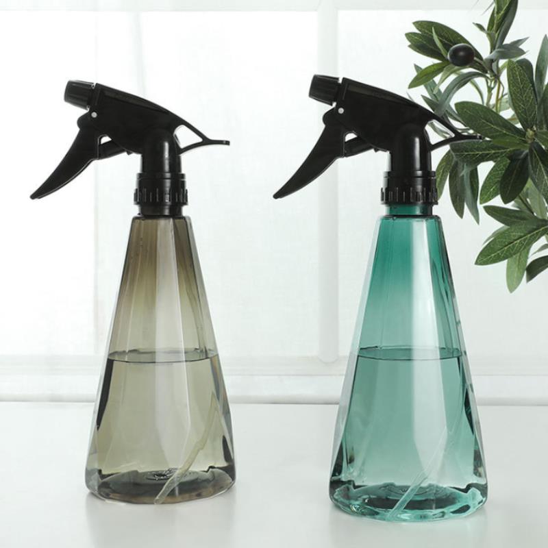 1PC Professional Hand-press Plastic Spray Bottle for Plants and Disinfection - Convenient Watering Can for Gardening