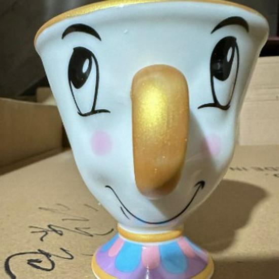 

Подставка-поднос для принцессы Хуаши: Подсвечник, Лампа, Чайник, Мультяшная кружка, Шкатулка для драгоценностей, Подвеска для автомобиля 201-300ml