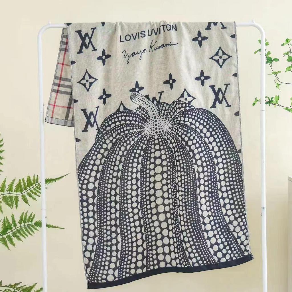 100% Cotton Quick-Dry, Water-Absorbent Gauze Bath Towel - Large, Skin-Friendly & Comfortable for Adults
