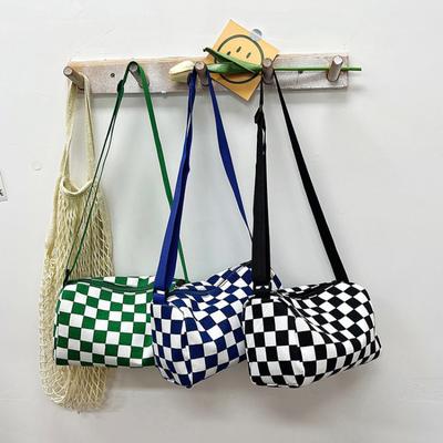 Fashion  Leisure Bag One Shoulder Armpit Bag A Messenger Bag for Commuting To Work