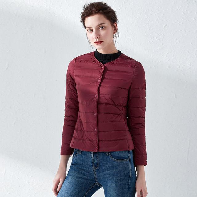 Cappotto leggero in tessuto opaco da donna in piumino d'anatra ultra leggero Giacca a vento calda da donna Parka Piumini da donna più cappotti