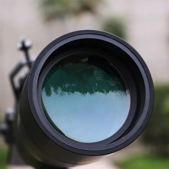 45/75 Zoom Monokular Hochleistungs-High-Definition-Vogelbeobachtungsspiegel Konzert-Handykamera-Teleskop mit Stativ