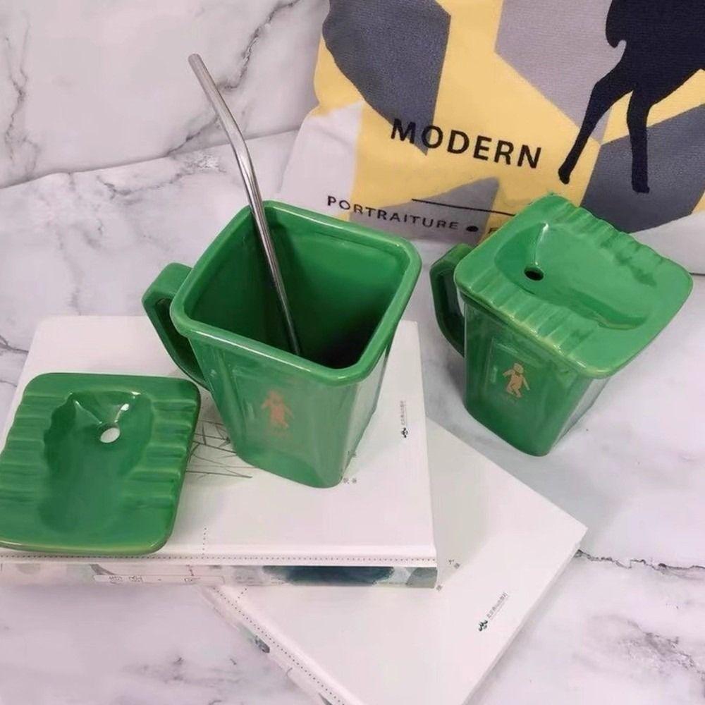Novelty Funny Toilet Shape Cup Large Capacity Creative Design Ceramic Mug With Lid Water Cup Prank Gift