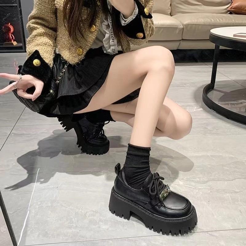 Loafers Women Platform Flats Autumn New Metal Design Elegant Shoes Walking Comfort Lace-Up Single Shoes Large Size D456