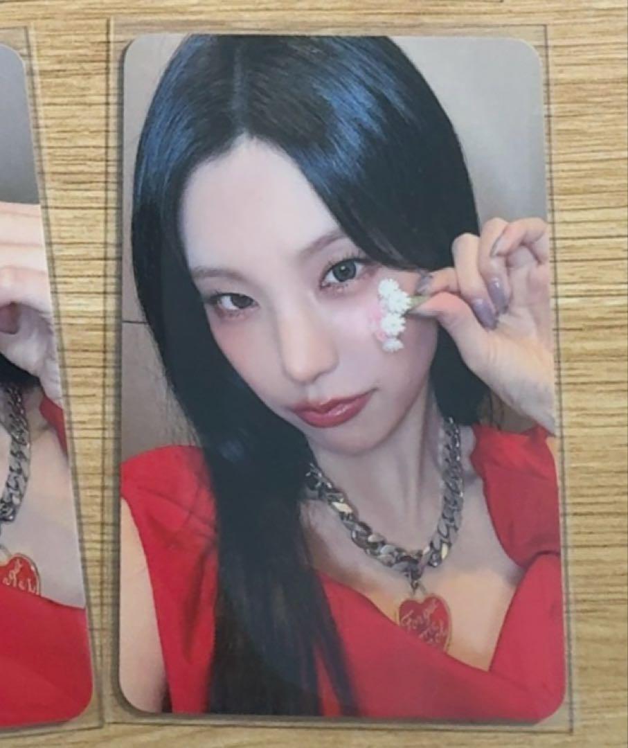 

[USED] ITZY Yeji Air Makestar Shanghai Autograph Session Trading Card D6