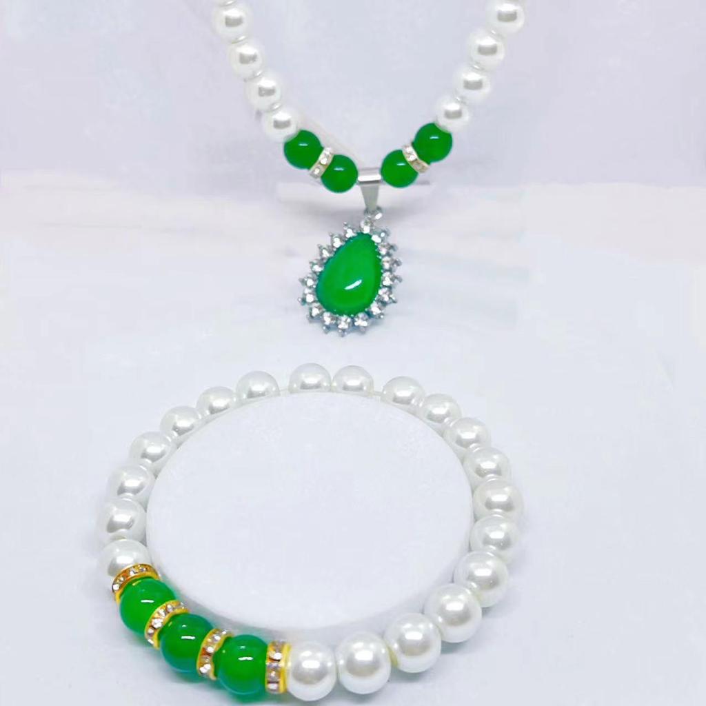 Mother's Chain Imitation Pearl & Rhinestone Necklace Set with Green Chalcedony - Perfect Mother's Day Gift