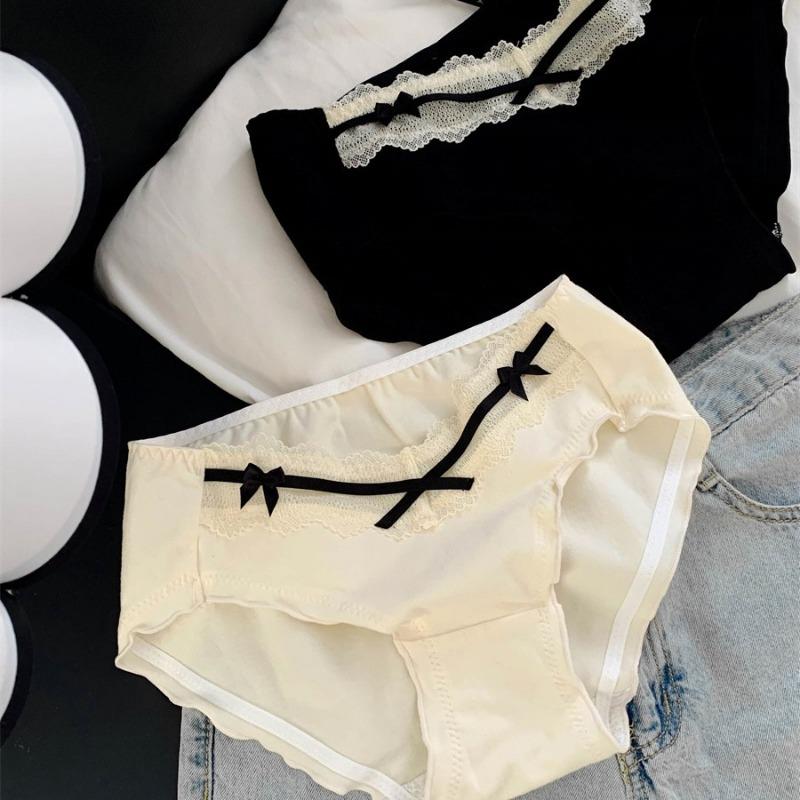 Women Sweet French Style Lace Solid Antibacterial Mid Waist Cotton Panties