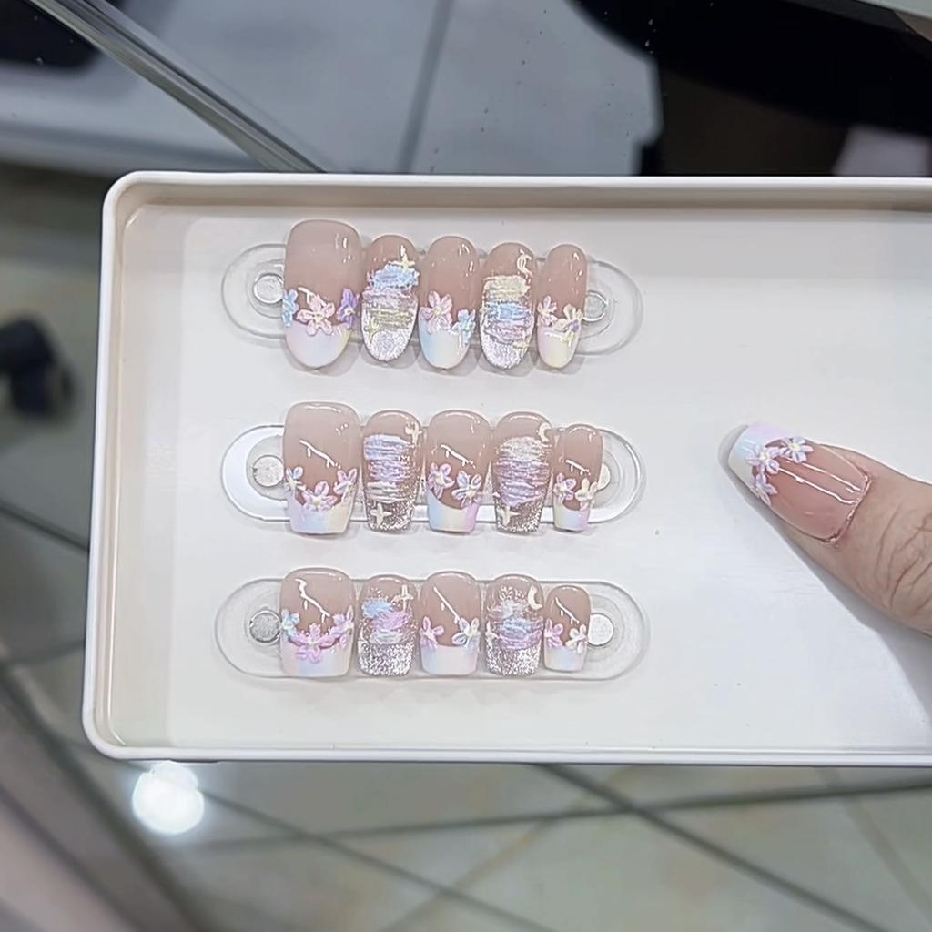 Hand-woven Armor New Style Oil Painted Small Flower Hand-painted Plaster Colorful Petals Cat Eye Nail Art Sticker