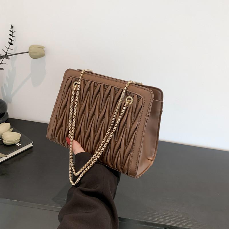 Trendy Fashionable Chain Shoulder Bag In Elegant Brown And Black Color Options For Casual Outings