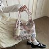 Single-shoulder Bag with Ethnic Style, Fashionable and Stylish, Bucket Bag On The Side of The Arm