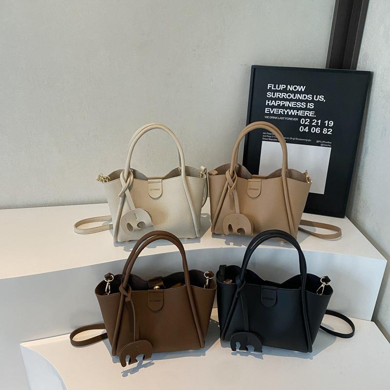 Premium Texture Portable Mother and Child Bag New Retro Fashion Versatile Commuter Vegetable Basket Bucket Bag Messenger Bag