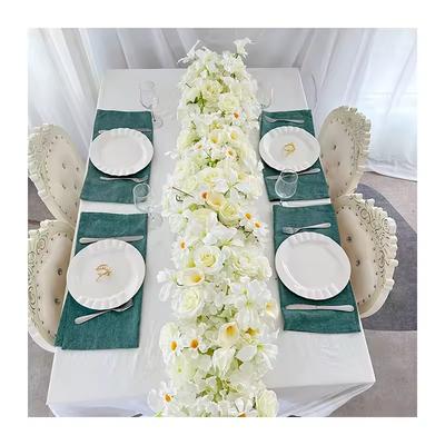 Decoração de casa – Flores e coroas artificiais