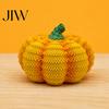 Małe jesienne akcenty okienne Ręcznie robiona figurka dyni z żywicy Dekoracja Halloweenowa, Imitująca dzianinę Statuetka na blat, Świąteczne przedmioty do dekoracji biurka Mini
