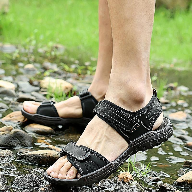 Men Sandals Summer Leisure Beach Holiday Sandals Men Shoes 2024 New Outdoor Wading Shoes Male Retro Comfortable Casual Sandals