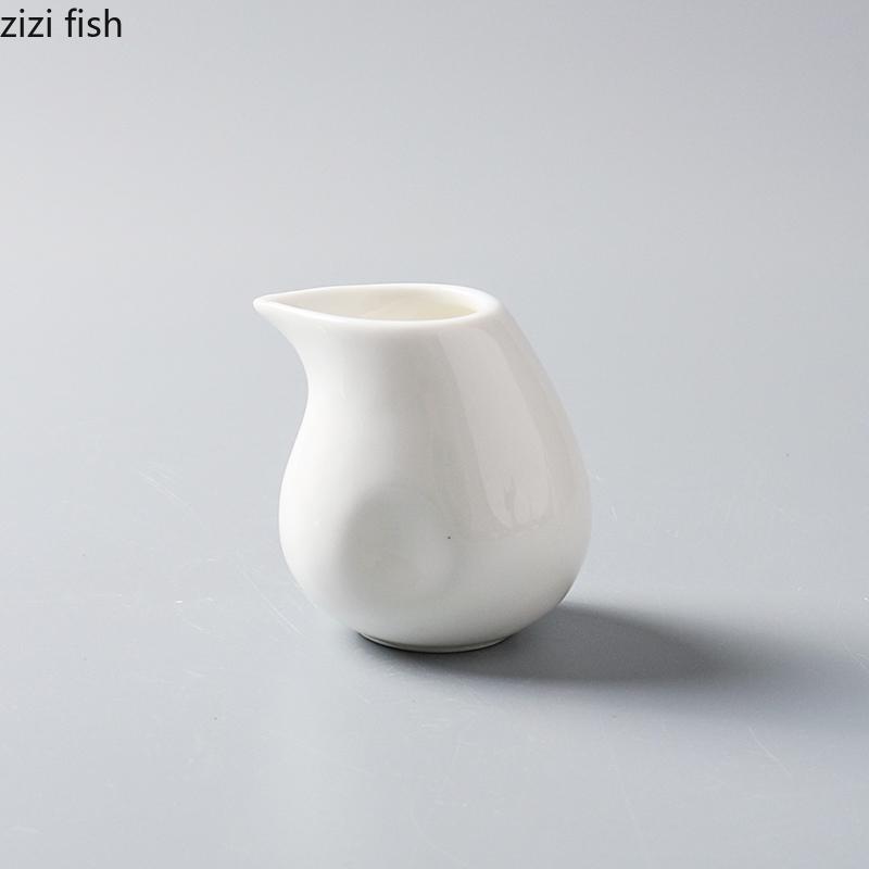 White Ceramic Milk Jar Yogurt Cup Seasoning Pot Steak Sauce Pot Milk Cup Gravy Boats Seasoning Jar Vinegar Pots Soy Sauce Bottle