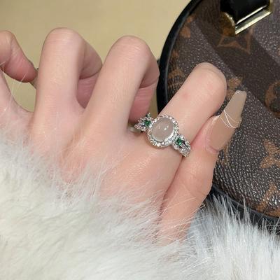 Bague Rétro en Argent Sterling S925 pour Femme avec Calcédoine Blanche – Luxe Léger, Polyvalente, Design de Niche, Doigt Index