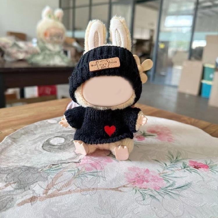 Trendy Doll Attire For 15-17cm Figures With Black Knitted Hat And Heart Sweater Suitable for Rabbit