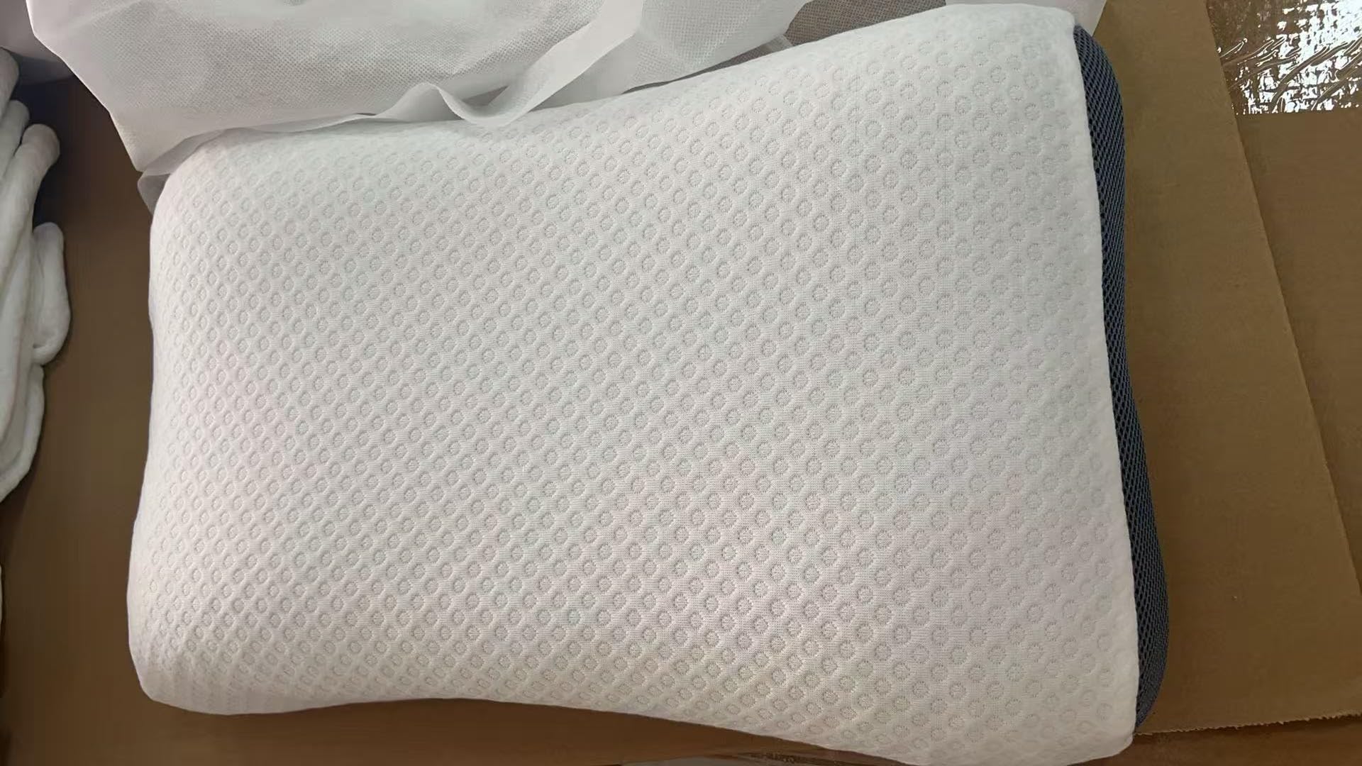 

Adjustable Height Pillow, Developed in Collaboration with a Medical Doctor, Fits Neck and Shoulders, Fully Washable, Honeycomb Design, Comfortable