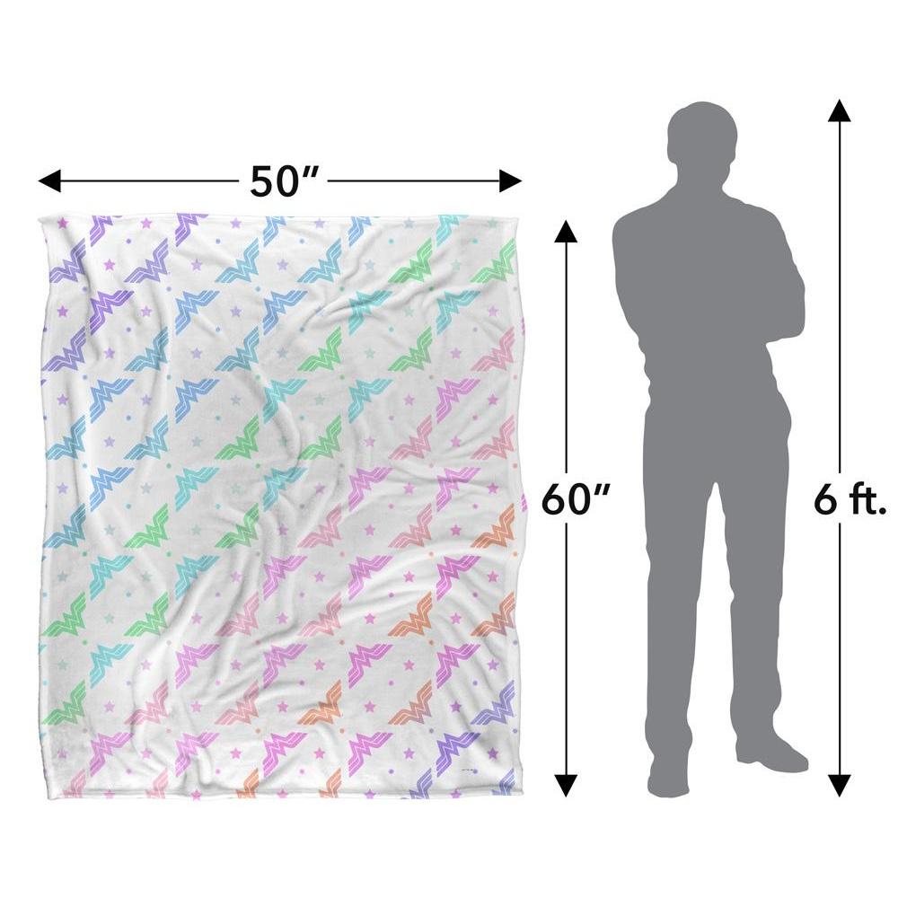 Wonder Woman Silky Gradient Supersoft Blanket