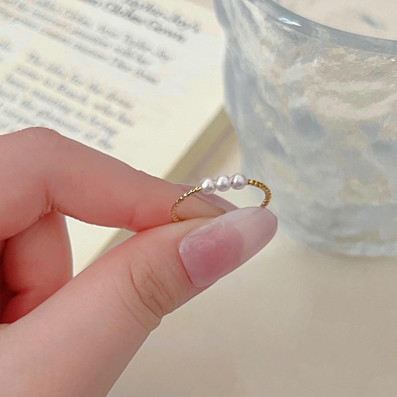 Pearl Beaded Ring Women's Elastic Rope Literary Stacking Index Finger Ring High-end Handmade Ring Jewelry