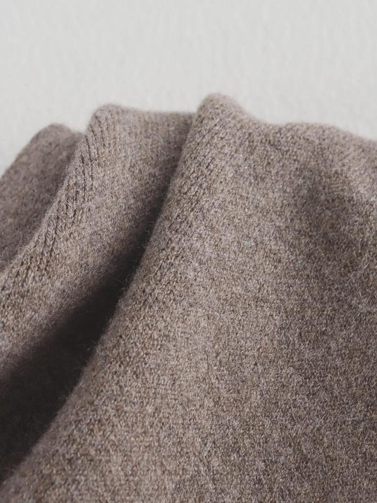 Women's Asymmetric Knitted Scarf Jacket - Fall/Winter 2025 European & American Style